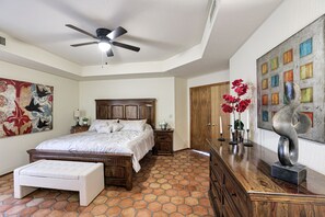 3 dormitorios, tabla de planchar con plancha, wifi gratis y ropa de cama