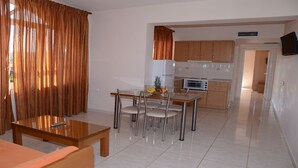 Living room - One Bedroom Apartment for Guests (Nafplio)