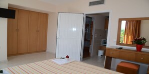 1 bedroom - Two - Room Apartment for 4 Guests (Nafplio)