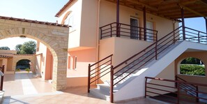 Exterior - Two - Room Apartment for 4 Guests (Nafplio)