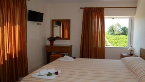 2 bedrooms - Two Bedroom Apartment for 4 Guests (Nafplio)