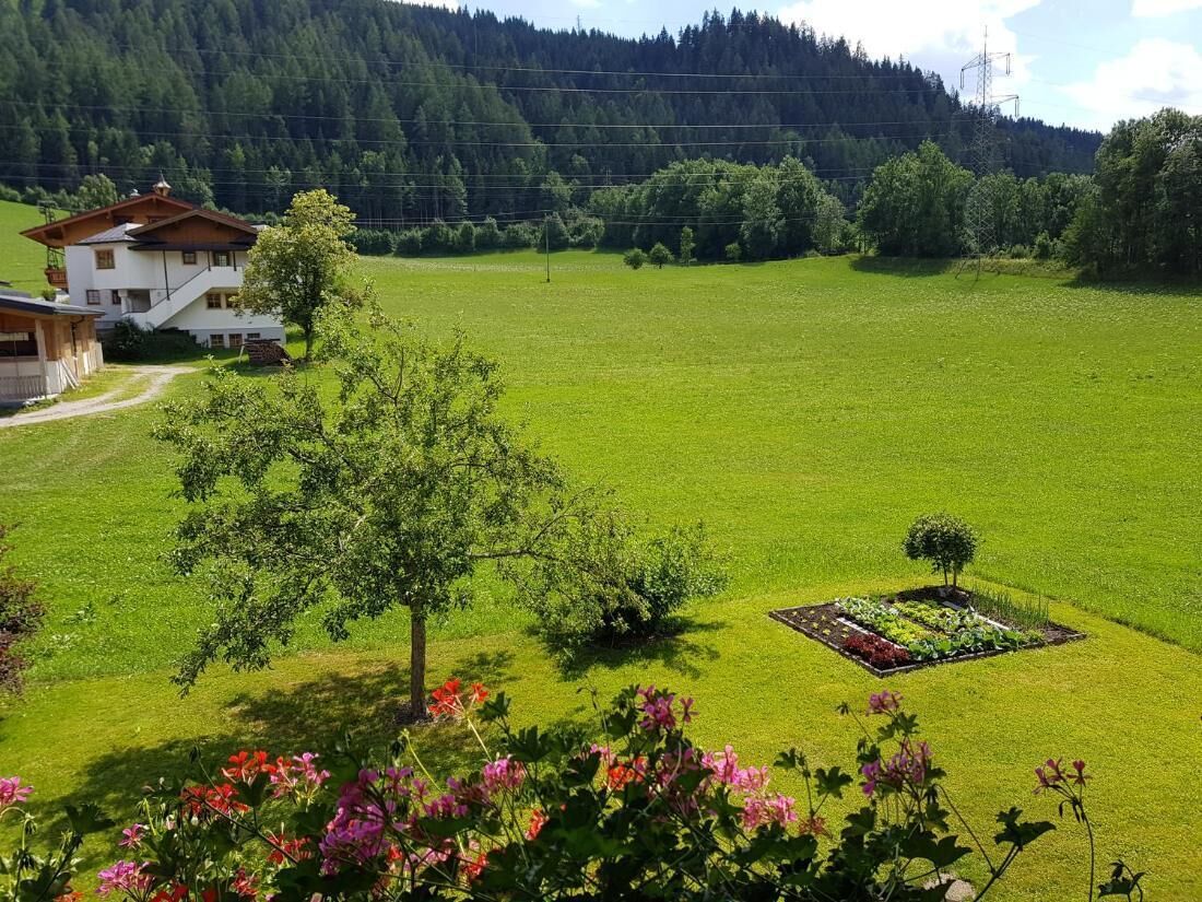 Room, 2 Bedrooms, Smoking, Balcony | Property grounds