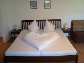 Room, 2 Bedrooms, Smoking, Balcony