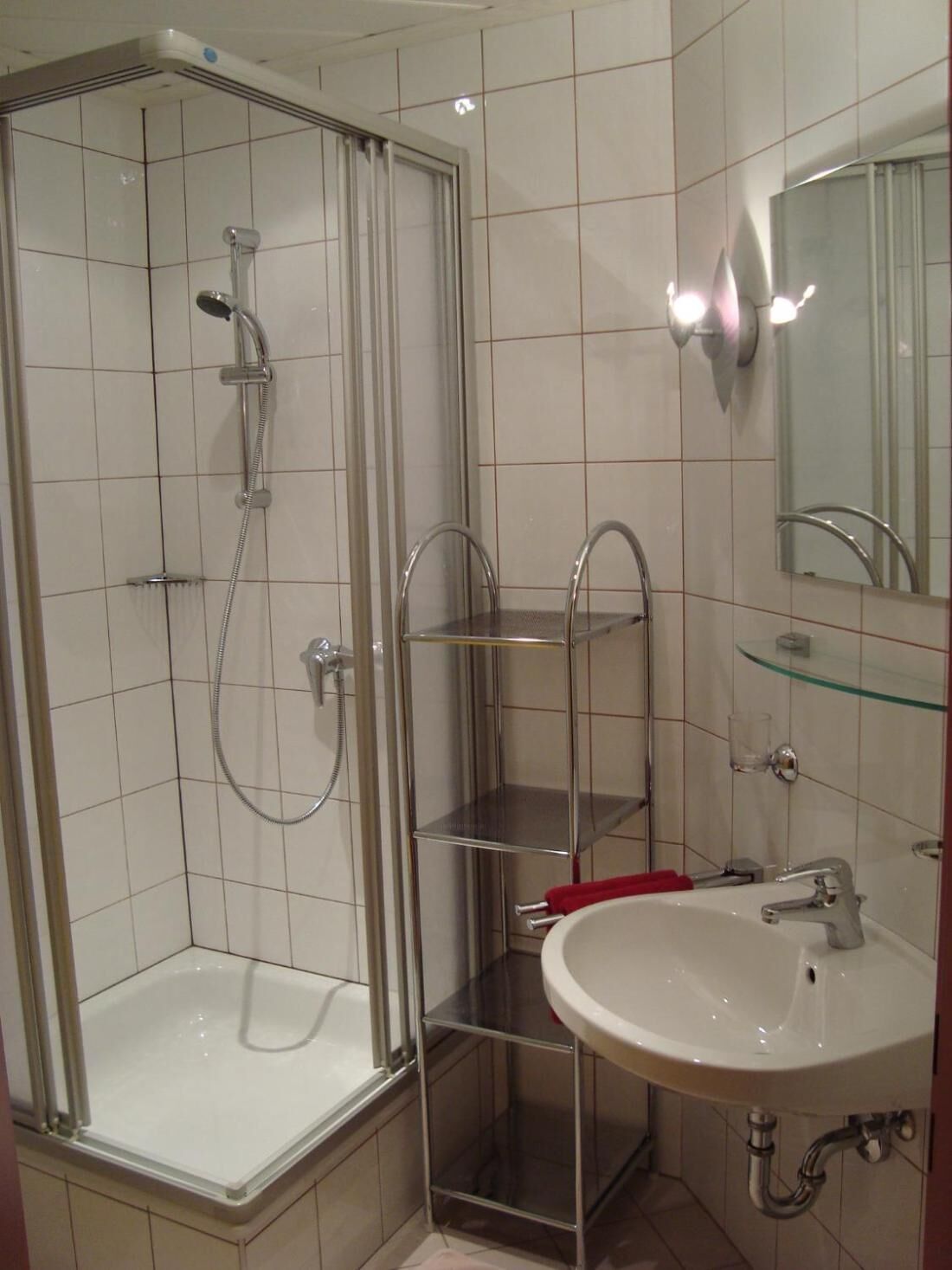 Room, 2 Bedrooms, Smoking, Balcony | Bathroom