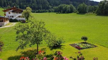 Room, 2 Bedrooms, Smoking, Balcony | Property grounds