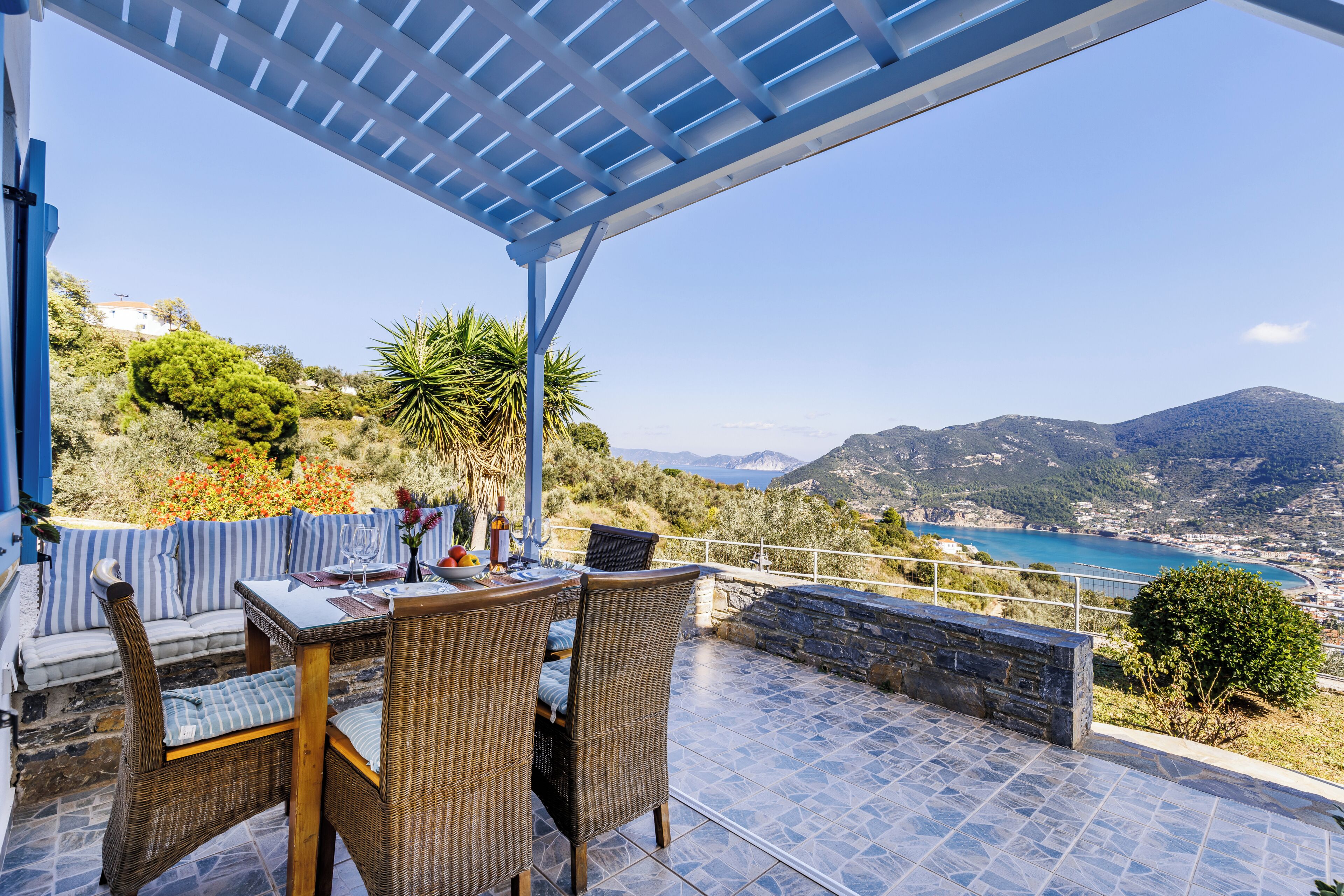 Villa, 3 Bedrooms, Smoking, Private Pool | Outdoor dining