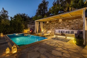 Pool - Villa Avaton With Magnificent sea View and Skopelos Town (Skopelos)