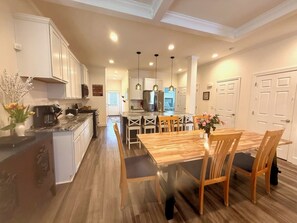 Dining - Bright beach house w/ Private Pool on Trolley loop (Bethany Beach)