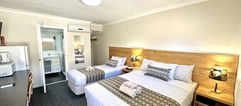 Auto Lodge Motor Inn