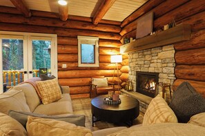 TV connectée, cheminée