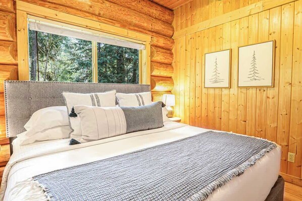 4 Schlafzimmer, Bügeleisen/Bügelbrett, Reisekinderbett, kostenloses WLAN