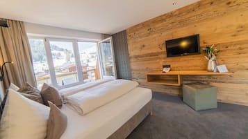 3 chambres, coffres-forts dans les chambres, lit parapluie, Wi-Fi