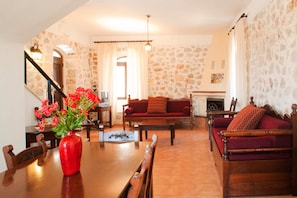 TV connectée, cheminée