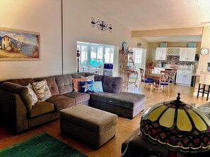 Smart TV, fireplace, video games
