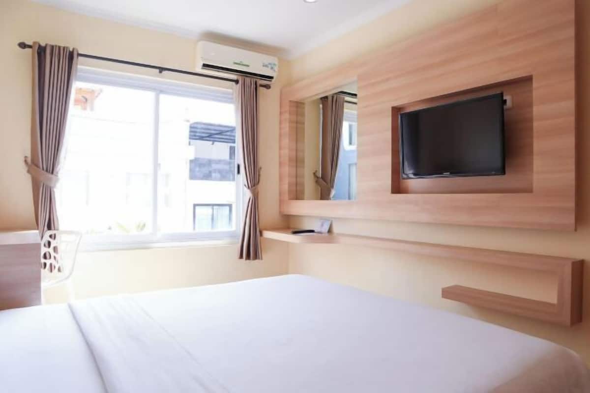1 bedroom, in-room safe, desk, free WiFi