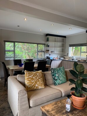 Interior - Luxury Apartment on Santorini (East London)