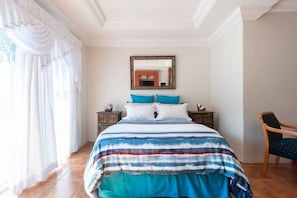 1 habitación, wifi y ropa de cama