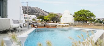 Villa Arades Sifnos with Private Pool