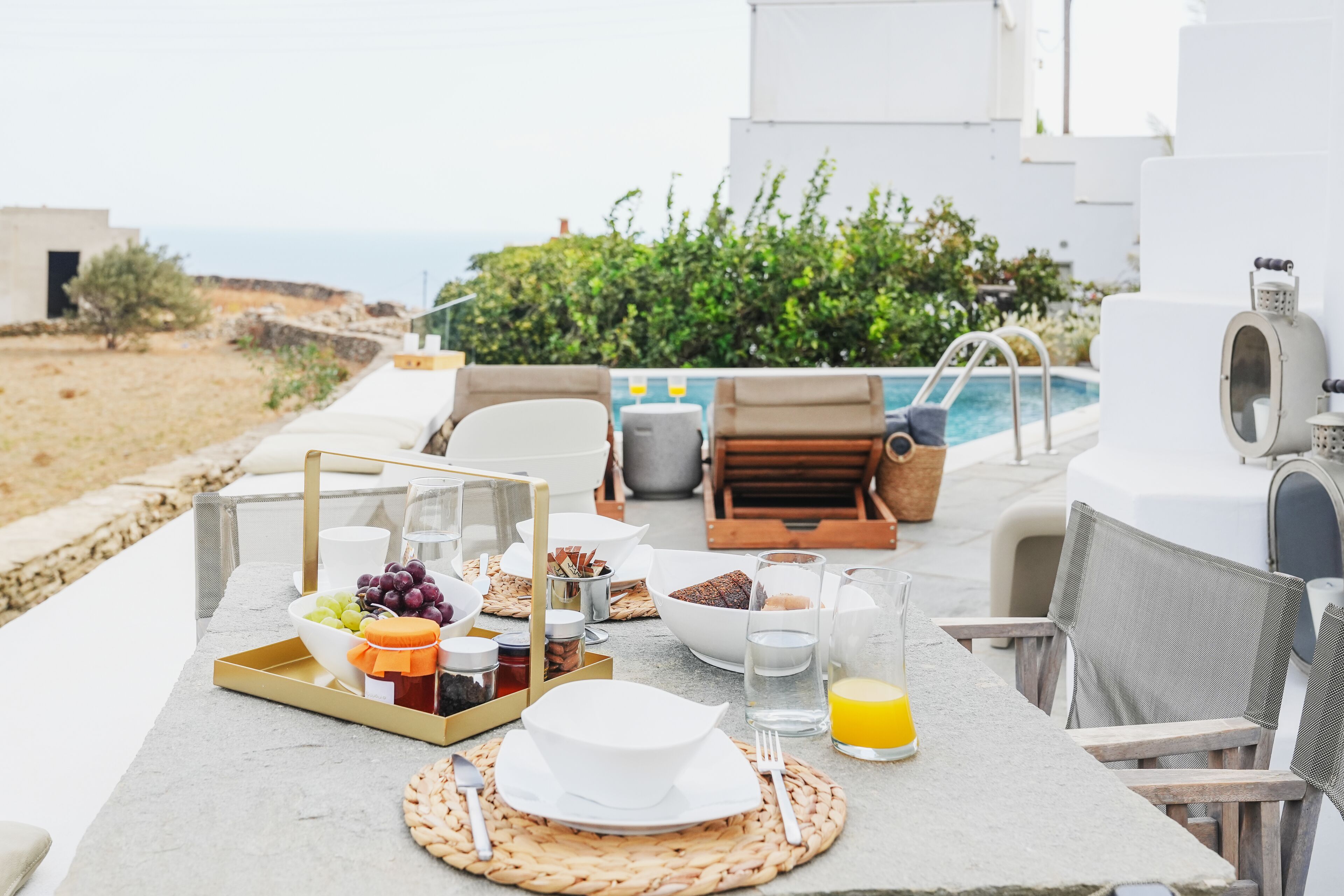 Villa, 2 Bedrooms | In-room dining