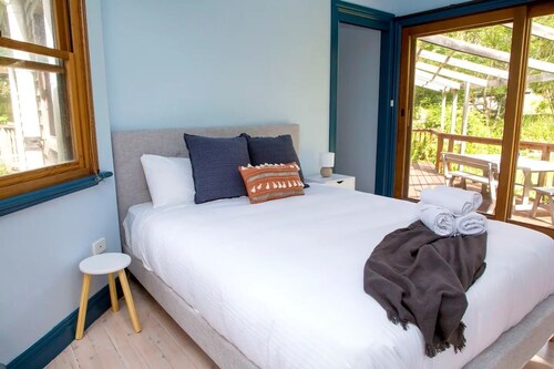 The Cottage@TommghanRest Water Views of the Tomaga