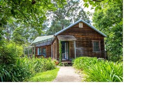 Exterior - The Cottage@TommghanRest Water Views of the Tomaga (Mogo)