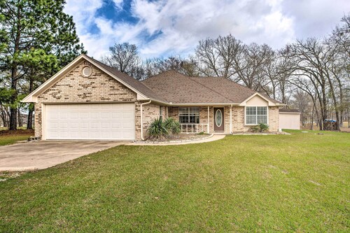 Family Alba Home w/ Boat Dock on Lake Fork!