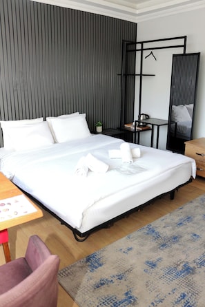 Classic Double Room | Room amenity - Big Life Hotel (Istanbul)