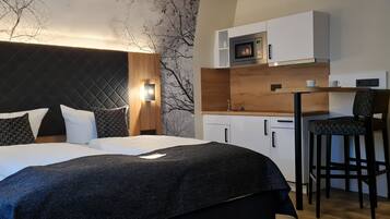 Design Studio | Premium bedding, down duvets, in-room safe, individually decorated