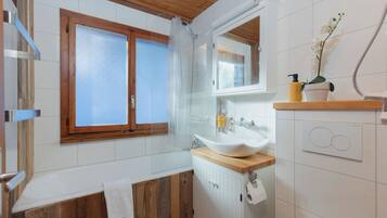 Chalet (3 Bedrooms) | Floor plan