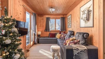 Chalet (3 Bedrooms) | Floor plan