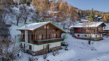 Chalet (3 Bedrooms) | Floor plan