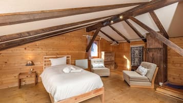 Chalet (3 Bedrooms) | Floor plan