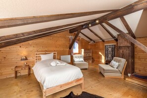 Chalet (3 Bedrooms) | Floor plan