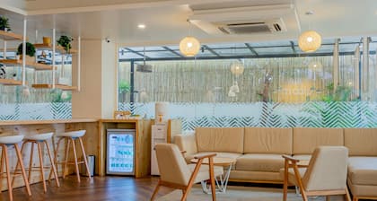 Bloom Hotel - HITEC City