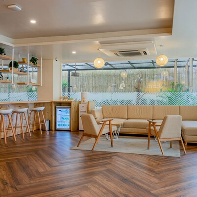 Bloom Hotel - HITEC City