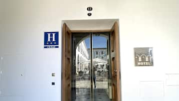 Façana frontal de l'allotjament