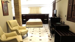 Unclassified image, 3 of 21, button - Hotel Don Miguel Plaza (Berja)