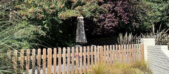 Ravelston Grange - stylish, spacious garden flat