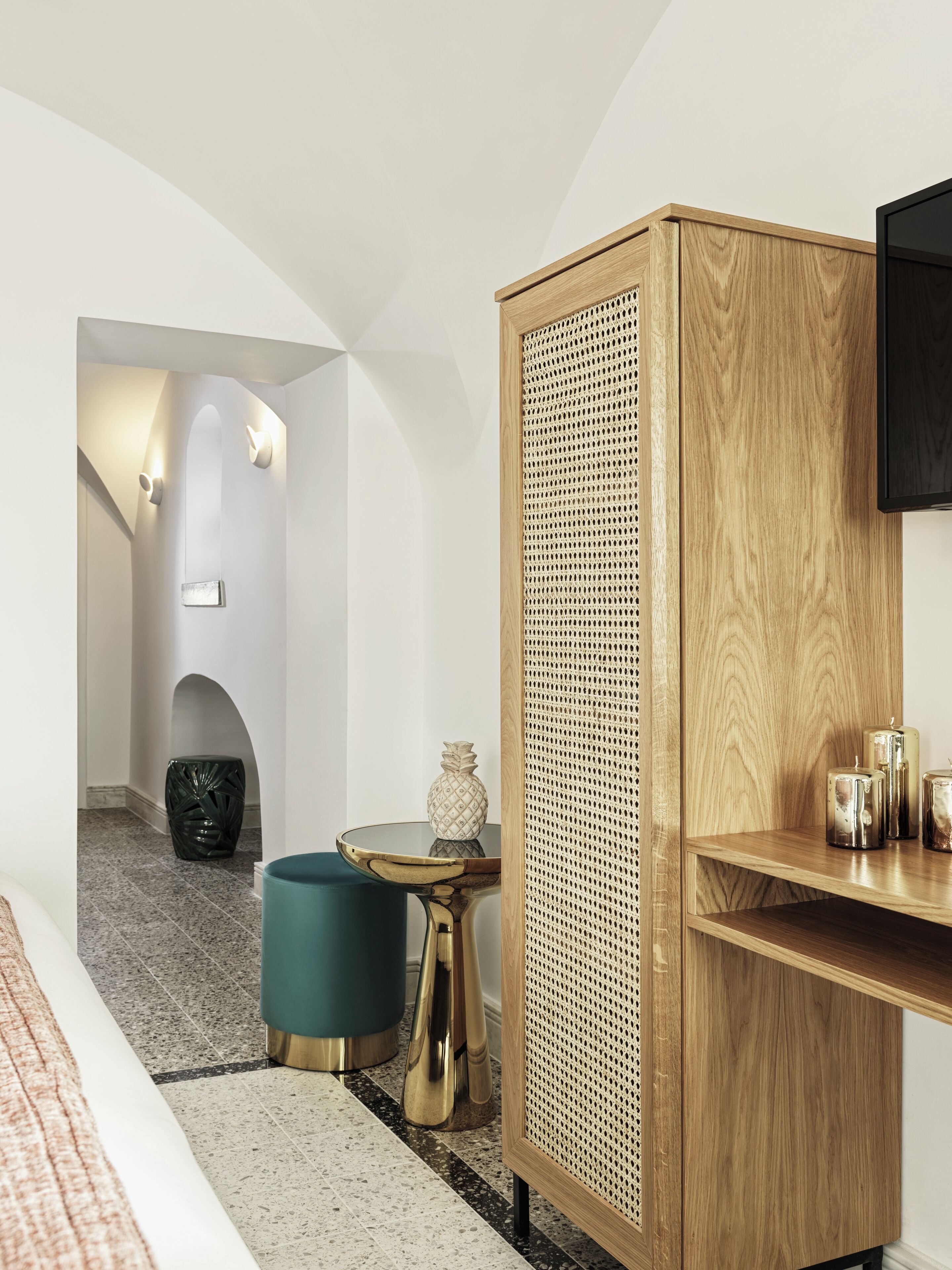 ESTATE MANSION TWO BEDROOM SUITE | Minibar, desk, soundproofing, free WiFi