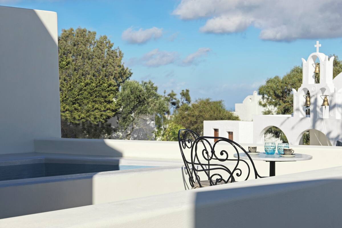 ESTATE VILLAGE JACUZZI SUITES | View from room