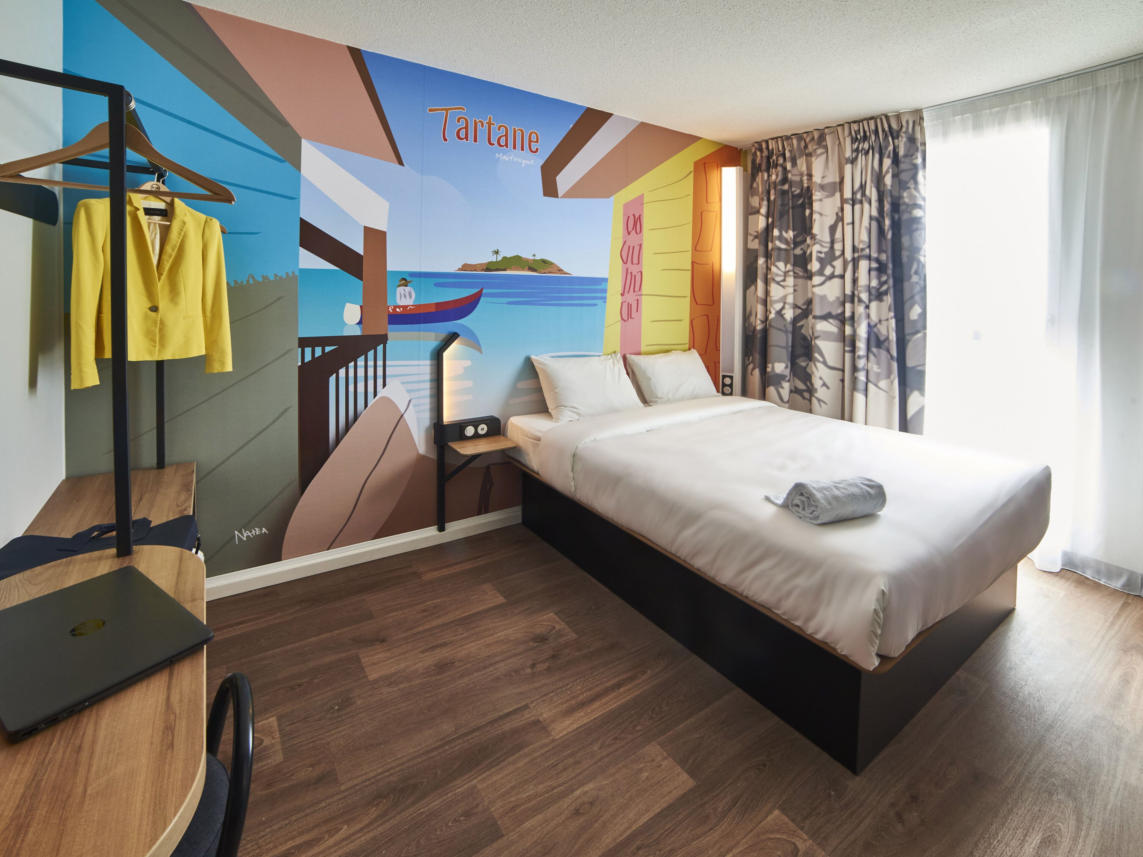 double room, non smoking | premium bedding, in-room safe, desk, iron/ironing board