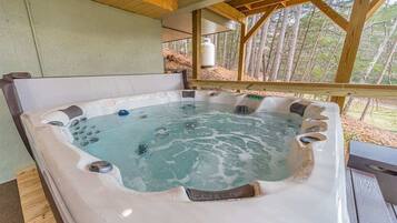 Baignoire à remous extérieure