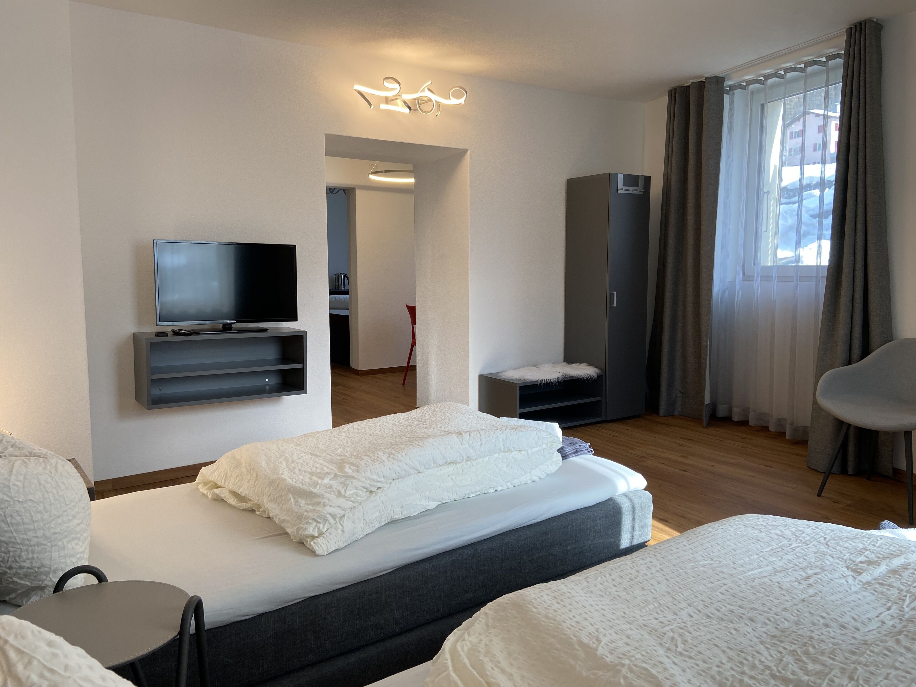 1 chambre, lit parapluie, Wi-Fi, draps fournis