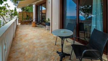 Appartamento Deluxe | Terrazza/patio