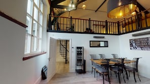 Detall de l'interior