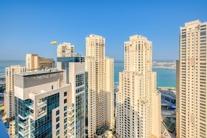 Front of property - Paloma Tower 3705 (Dubai)