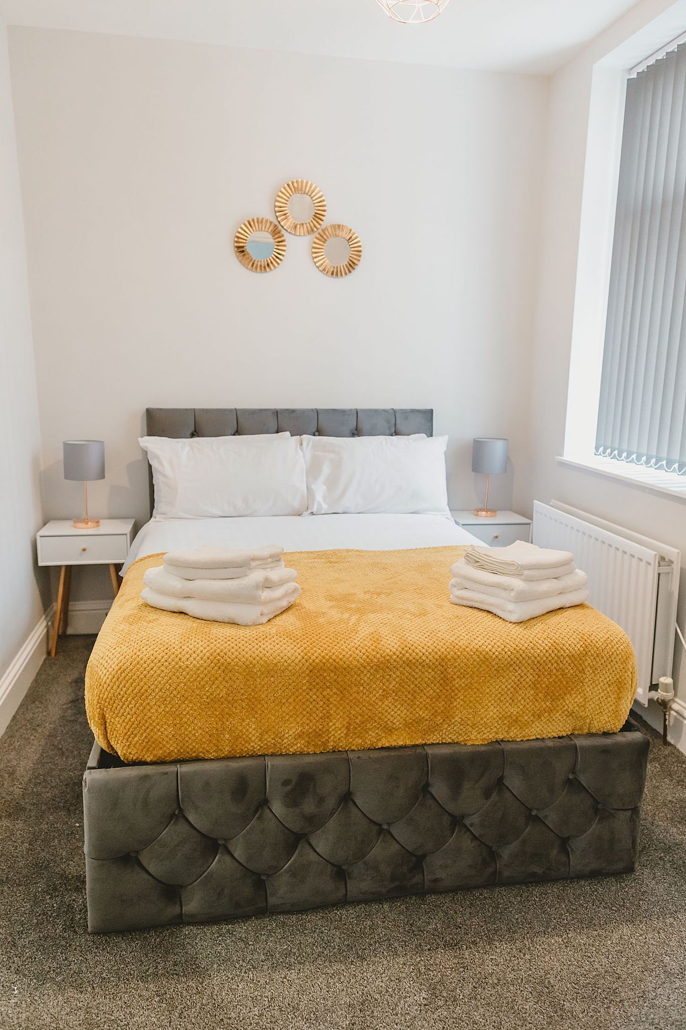 2 slaapkamers, een strijkplank/strijkijzer, wifi, beddengoed