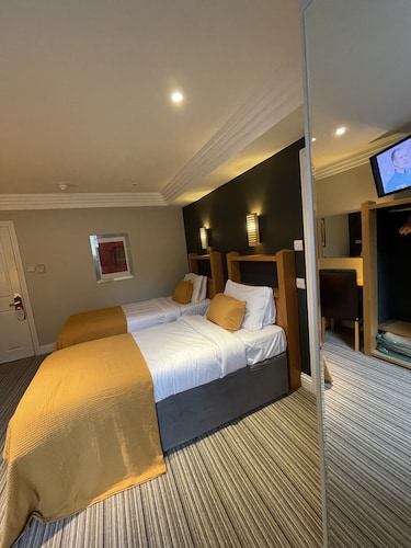 Shandon Hotel