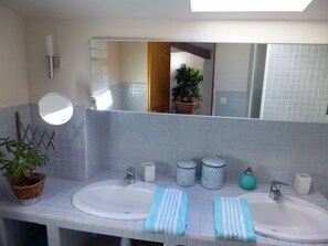 Shower - KALINIHOME (L'Union)