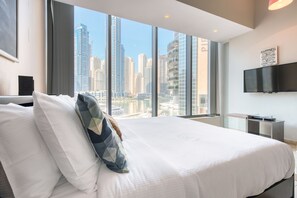 Luxury Apartment, 3 Bedrooms, Non Smoking | 3 bedrooms, in-room safe, blackout drapes, iron/ironing board - Maison Privee - Silverene Penthouse (Dubai)